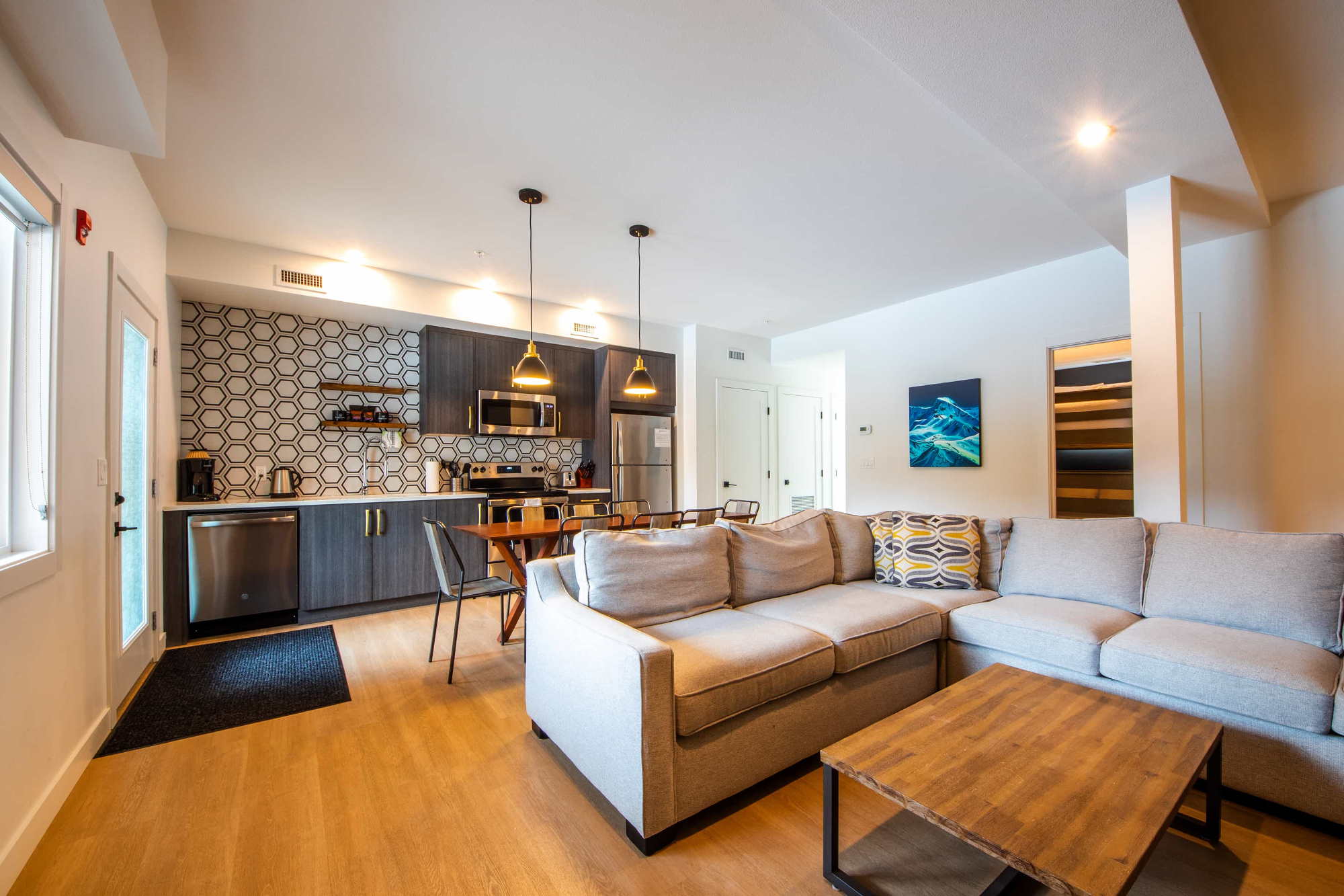 623b7bd215545eb2c7fb3ced_Basecamp-Revelstoke-Resorts-three-bedroom-one-bunk-2022-1