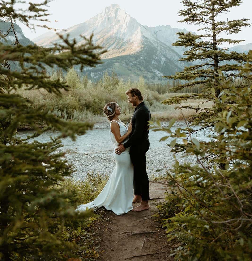 652ee32c91352846684ad252_sundance-weddings-summer