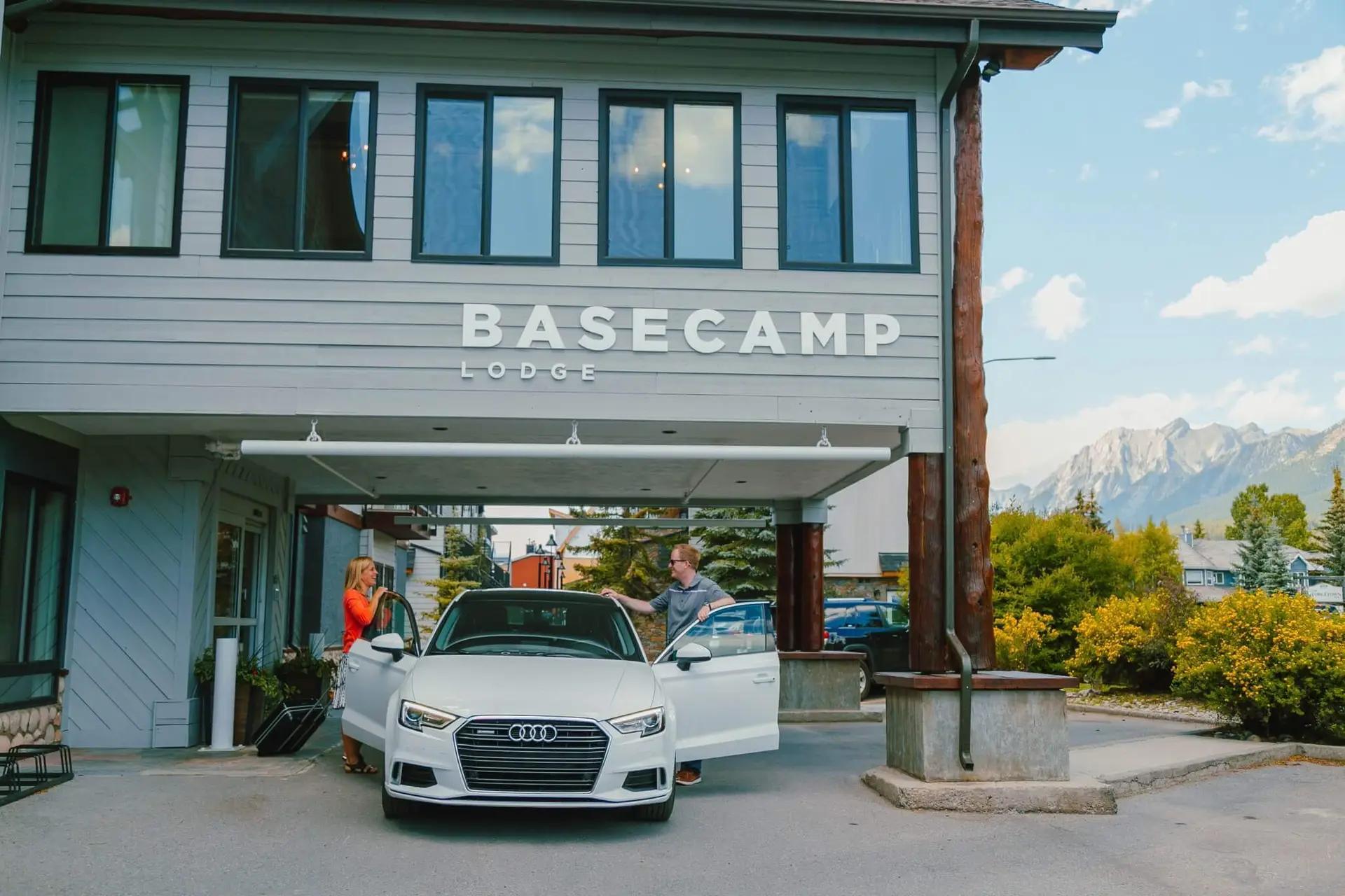 Basecamp Lodge