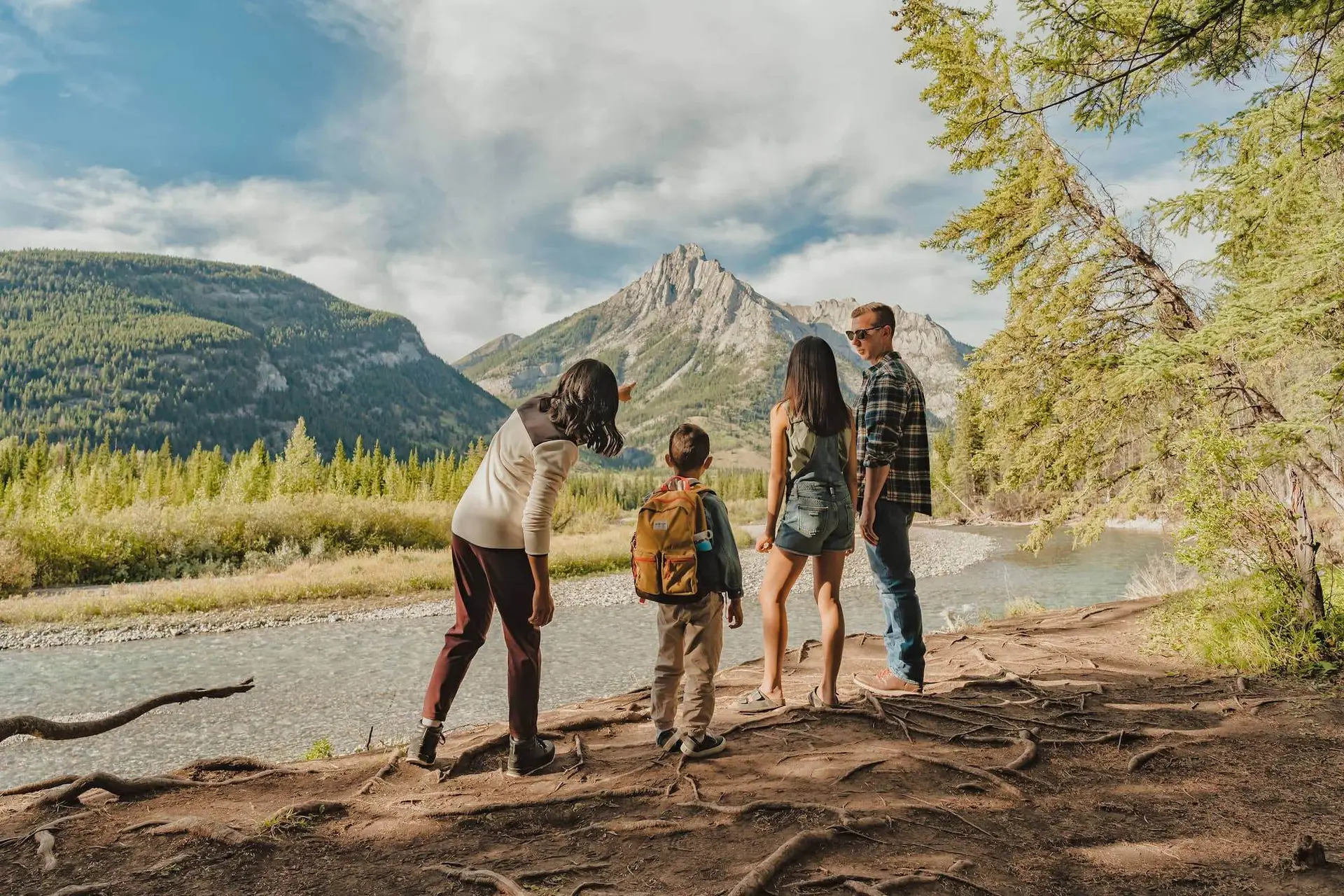 Riverside Mountain Views at Sundance by Basecamp