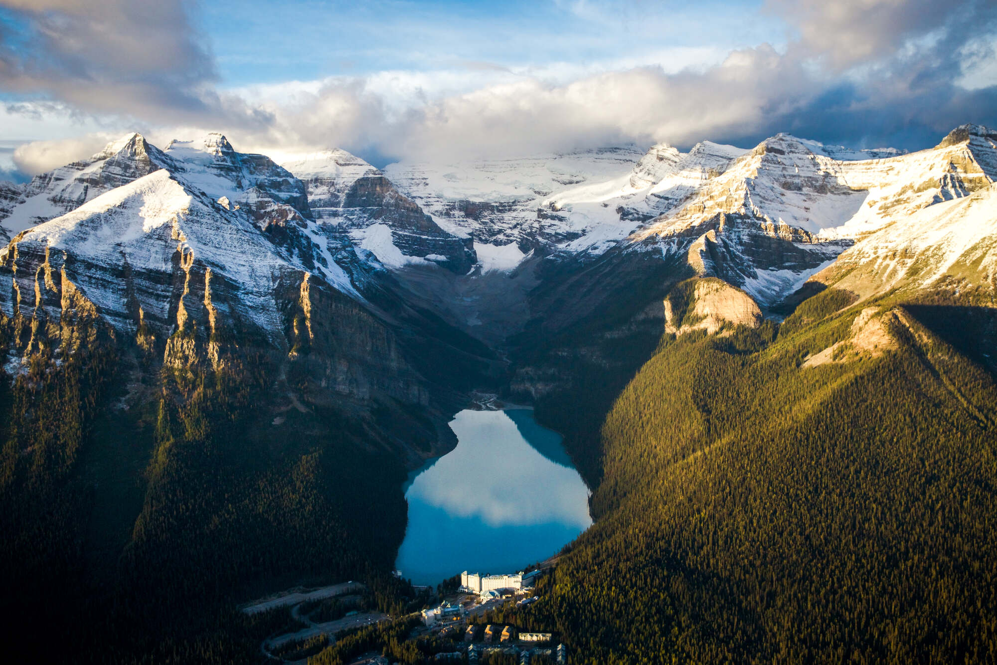 Discover the beauty of Lake Louise in 2024 with our comprehensive travel guide. Plan your visit to one of Canada's most stunning natural landscapes.