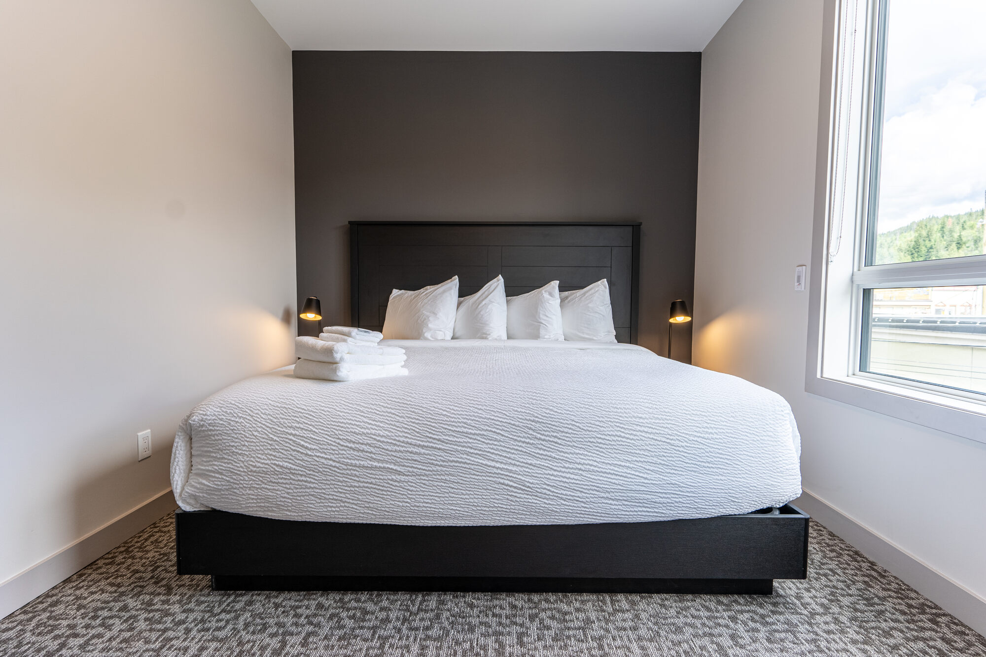 667c6626168f1e48b030d697_Superior Two Bedroom Suite (9 of 16)