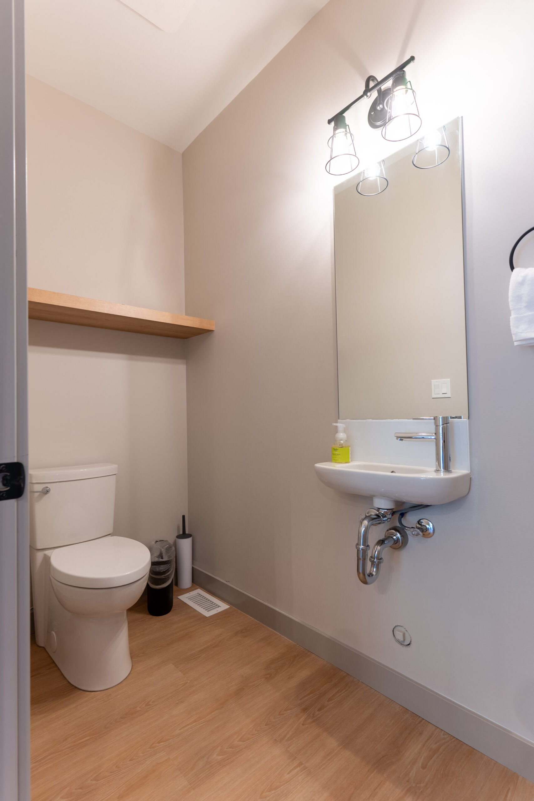 667c66266e6919d4c6003093_Superior Two Bedroom Suite (7 of 16)