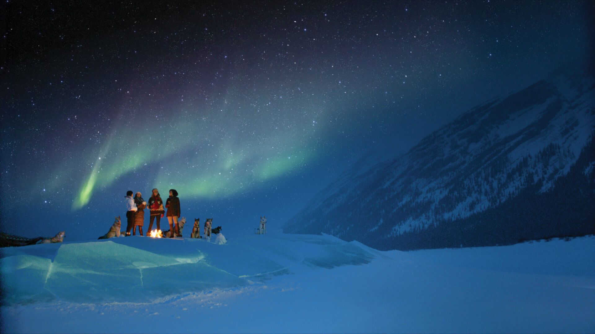See the northern lights in the Canadian Rockies! Find the best spots