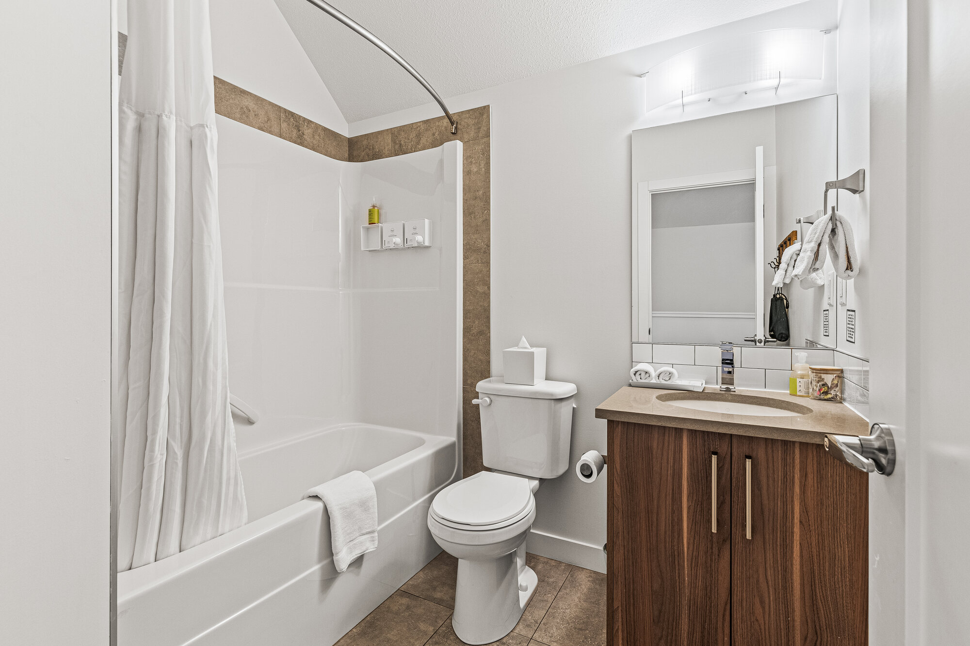 9ab216f3-e667-4ccb-9a26-e22d60e8853b