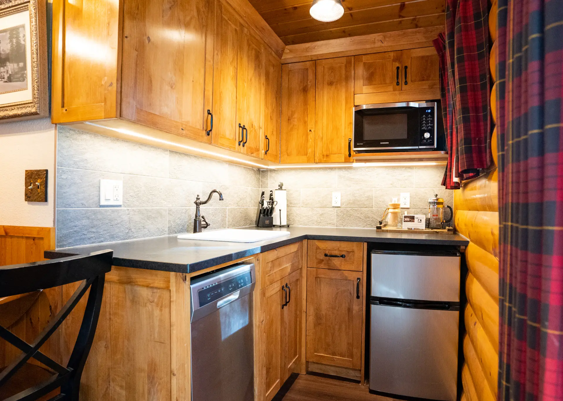 Kitchenette in Basecamp Baker Creek's Superior Two Bedroom Cabin