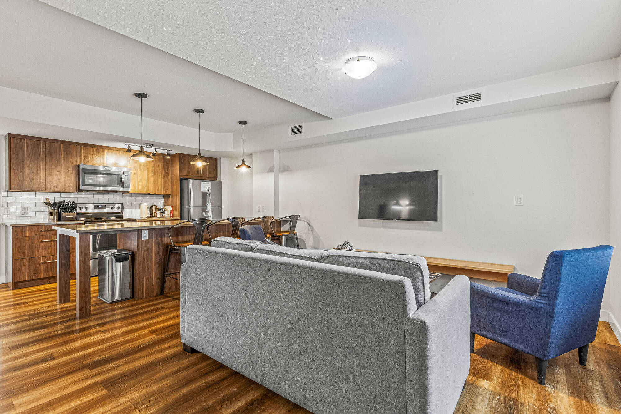 c5415f4d-e8d9-4843-ac18-89e1c4aec7c8