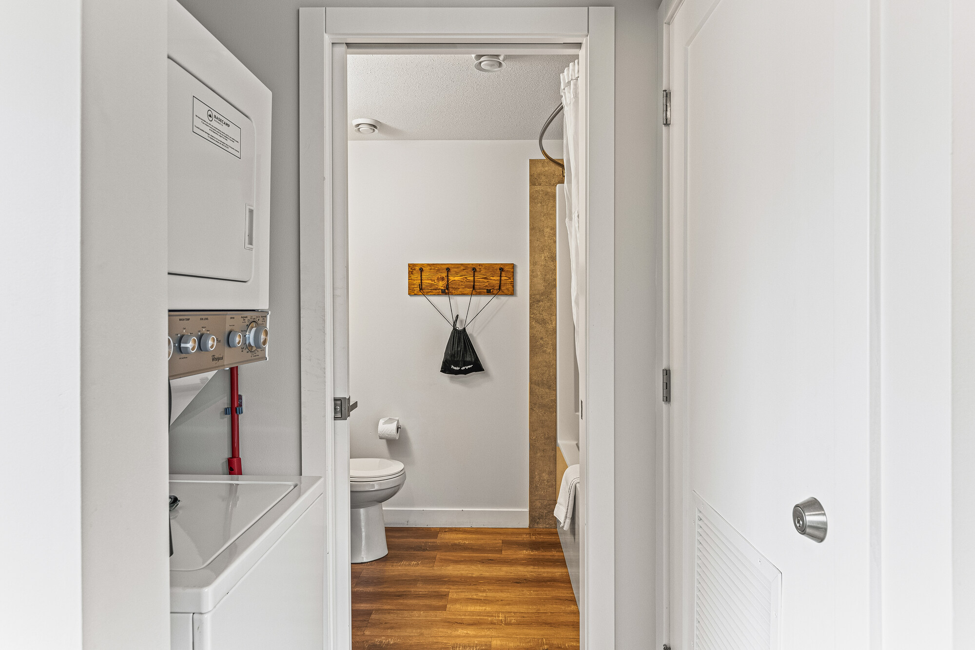 eea18f77-bfa8-4119-a757-bf9240eabad4