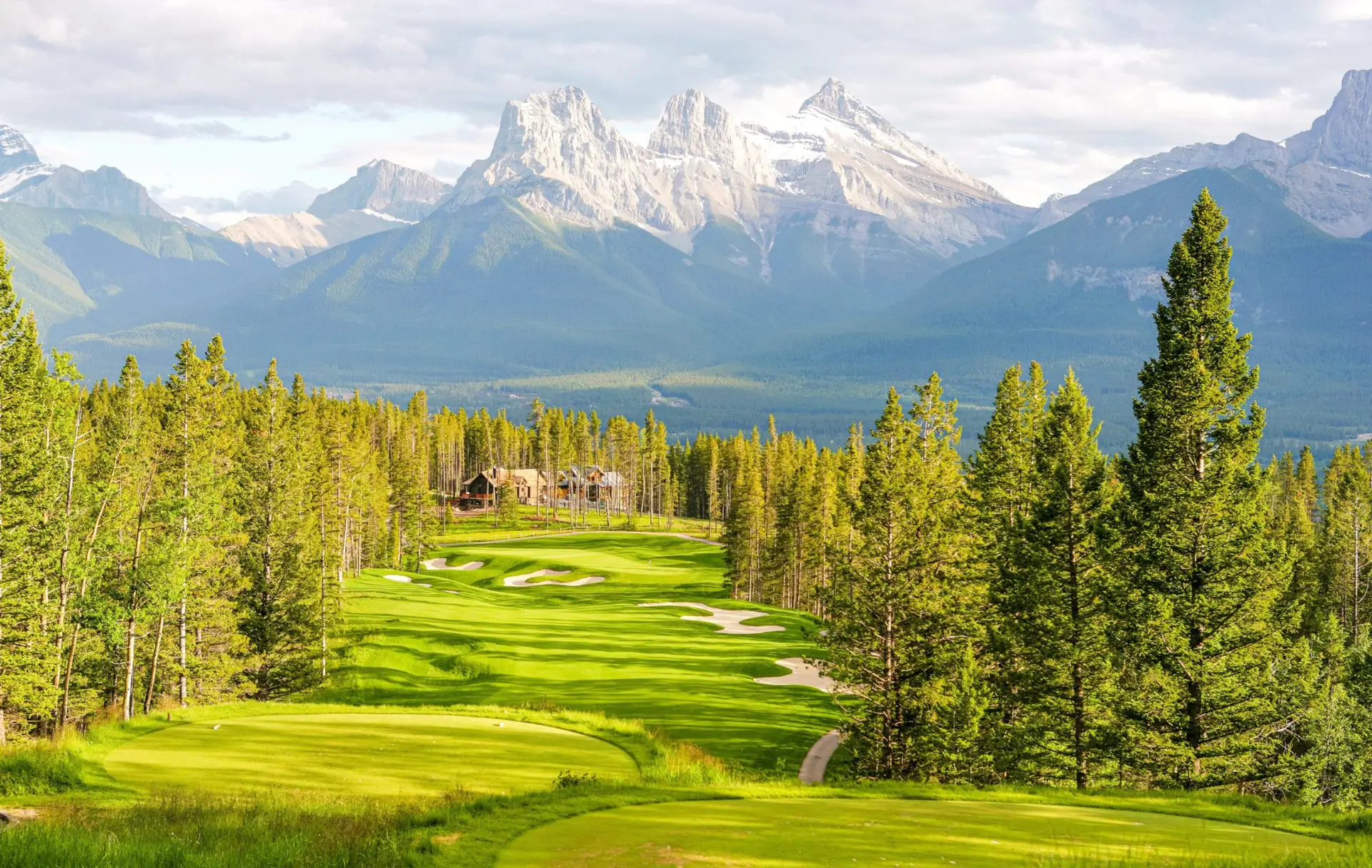 Silvertip Golf course with stunning mountain backdrop in Canmore, Alberta