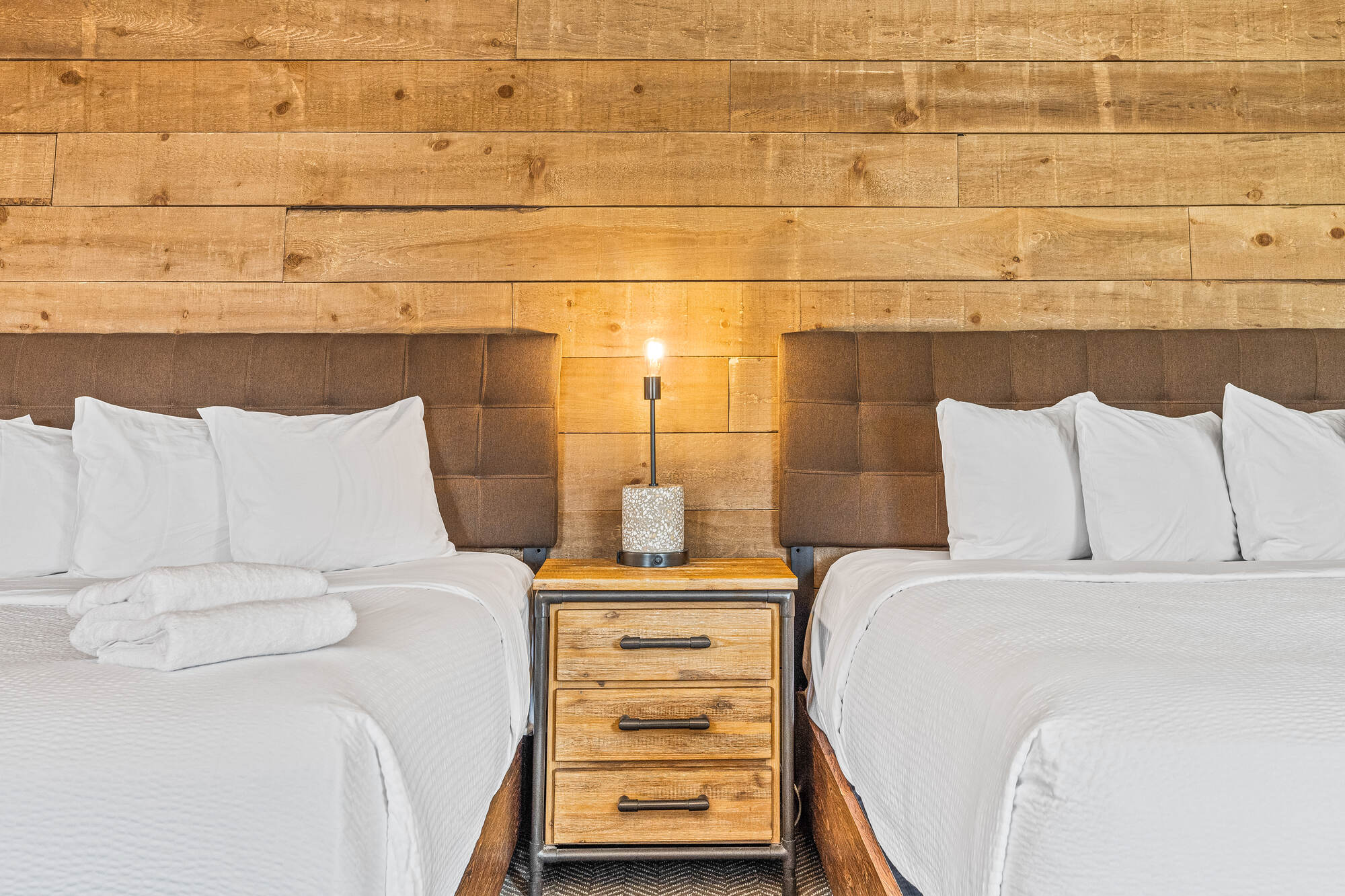 f1202844-3c30-4fe4-ac65-996e13fb2ea7